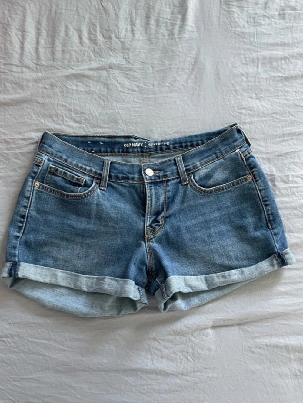 Old Navy Blue Denim Rolled-Hem Women’s Shorts size 4